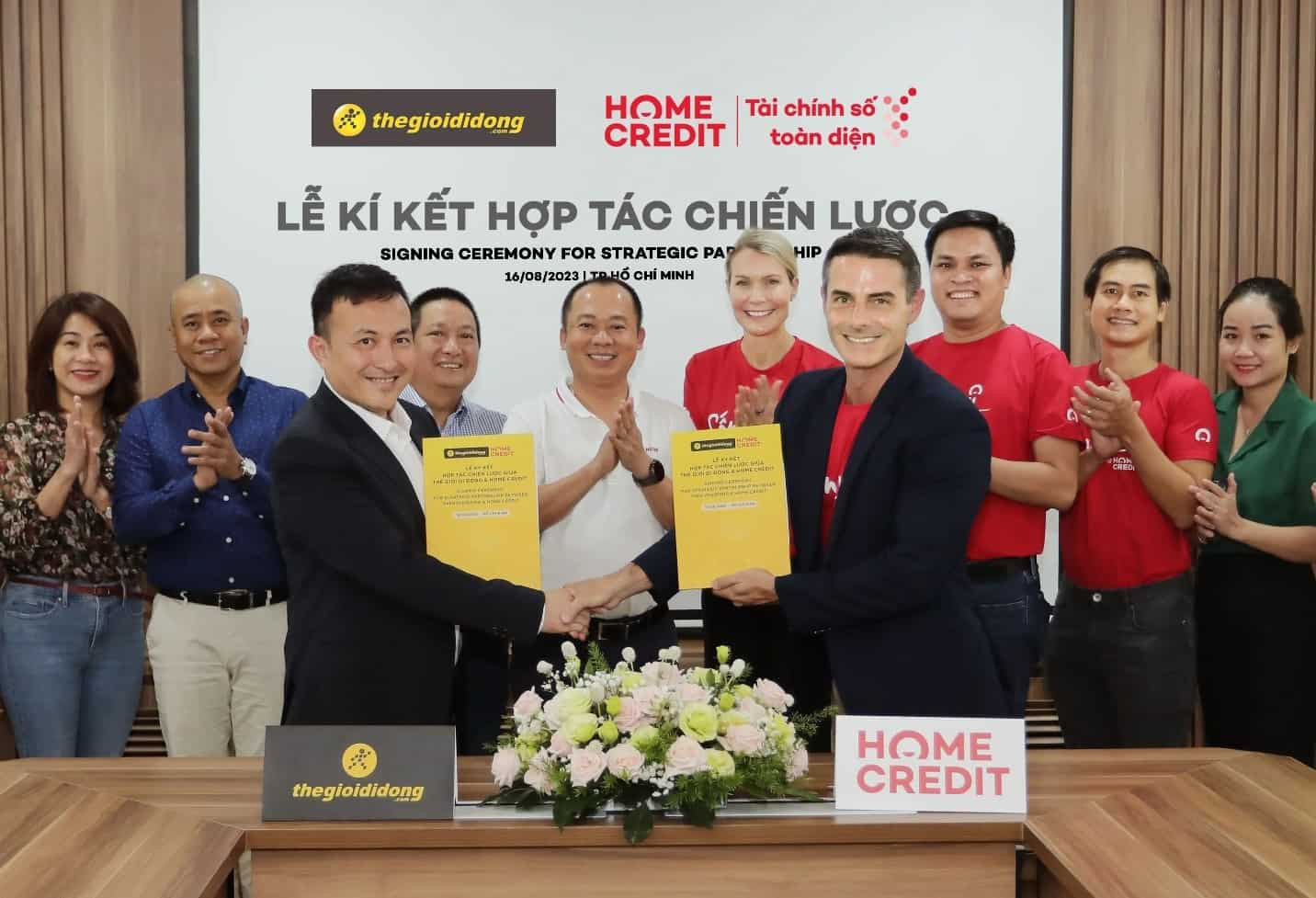 Home Credit và Thế Giới Di Động hợp tác chiến lược mang đến giải pháp tài chính vượt trội cho người tiêu dùng muốn vay tiền mua sắm